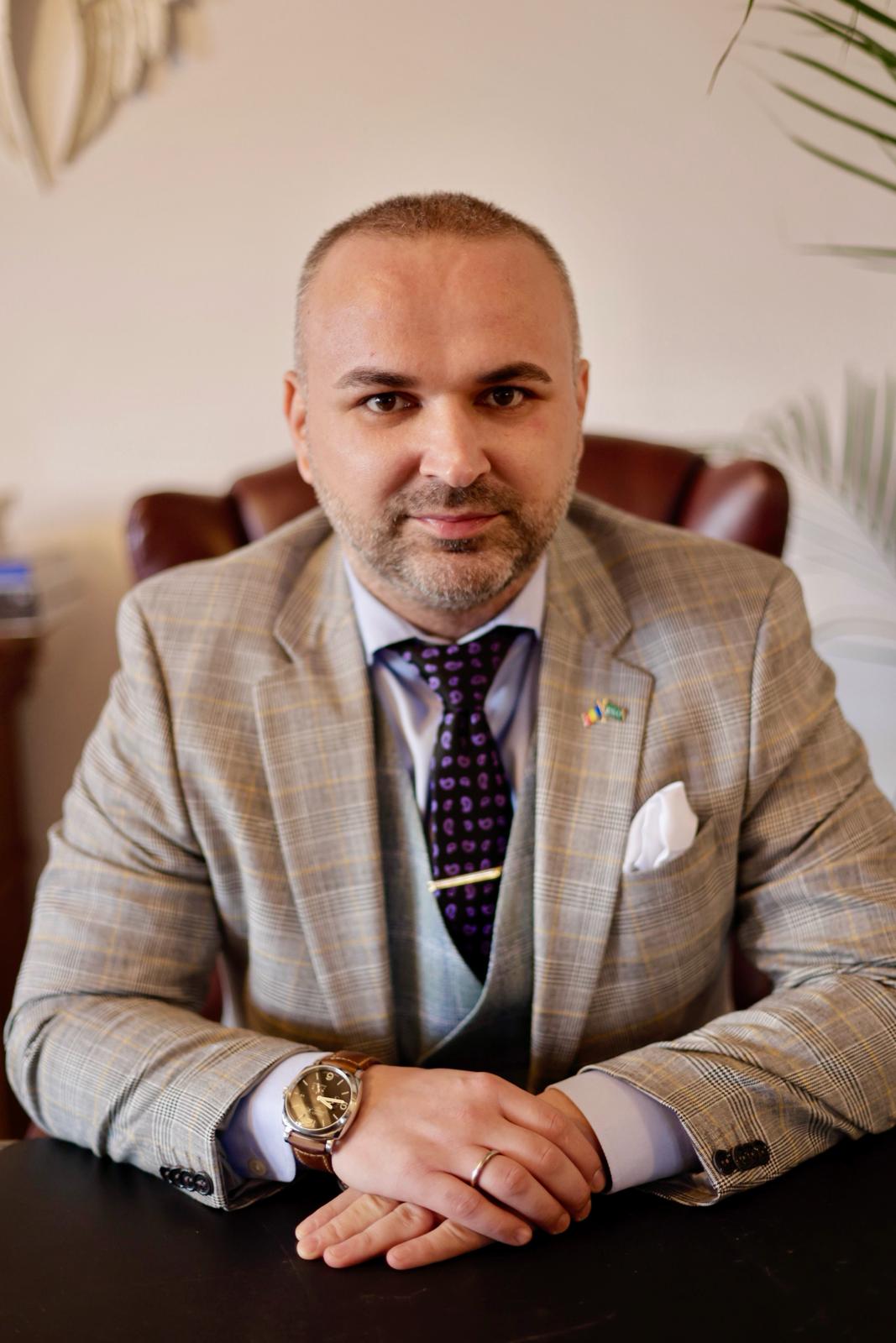 Eduard Petrescu, CEO Eko News, Sprijină Antreprenoriatul Feminin prin Lansarea a 5000 de Site-uri de Presă Online