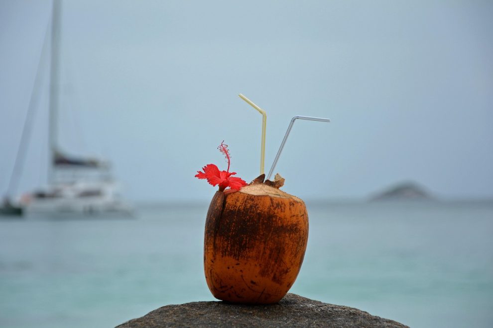 ulei de cocos in buric beneficii