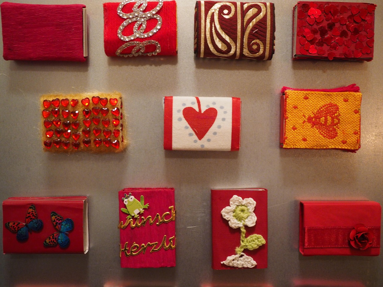 la nunta de argint se dau bani sau cadouri