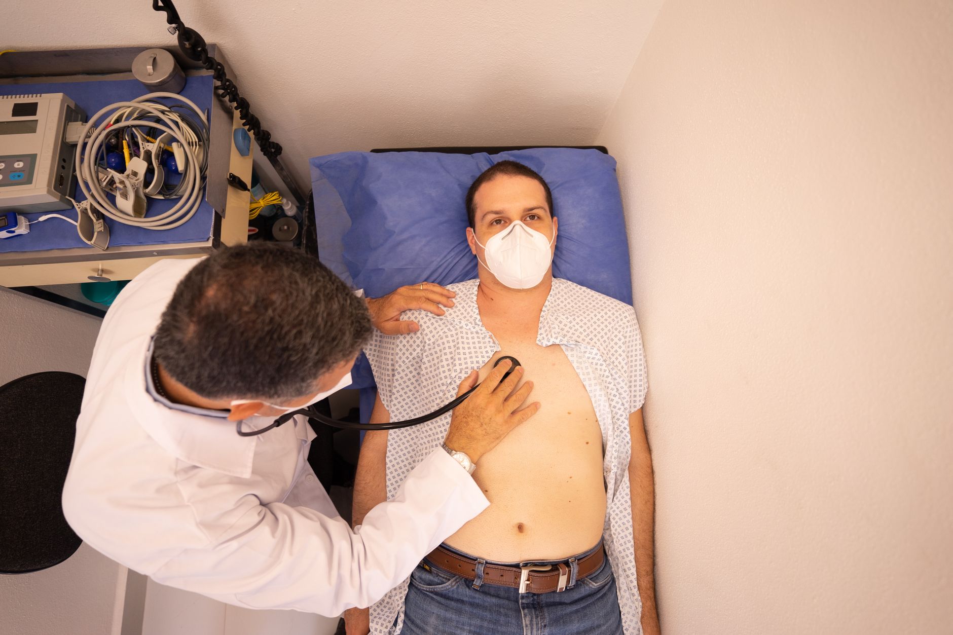 Cat costa o consultatie de cardiologie in Bucuresti si ce poate include pretul?